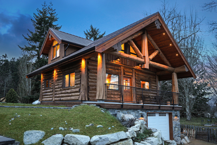 Qualicum Property